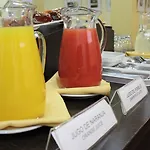 Hotel 8 De Octubre